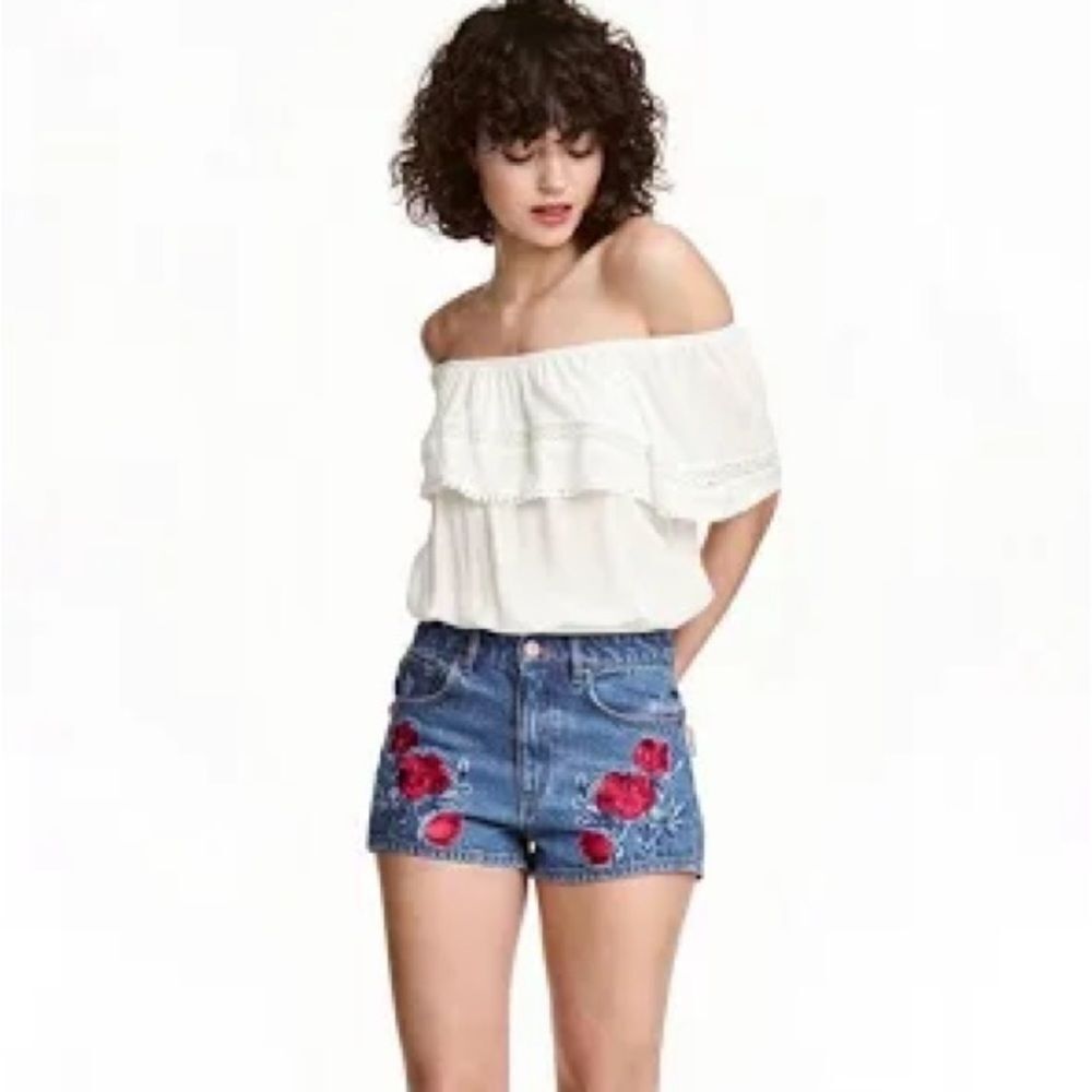 H&M Coachella Collection Embroidered Floral Festival Shorts Size 12 High Rise
